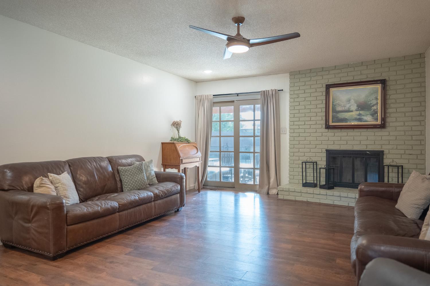 6753 N Durant Ave, Fresno, CA 93711