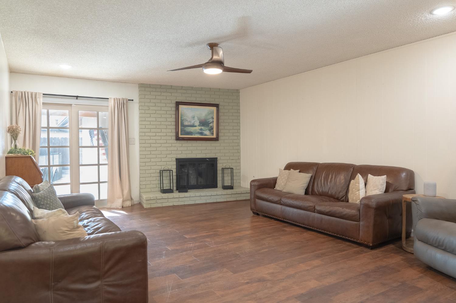 6753 N Durant Ave, Fresno, CA 93711