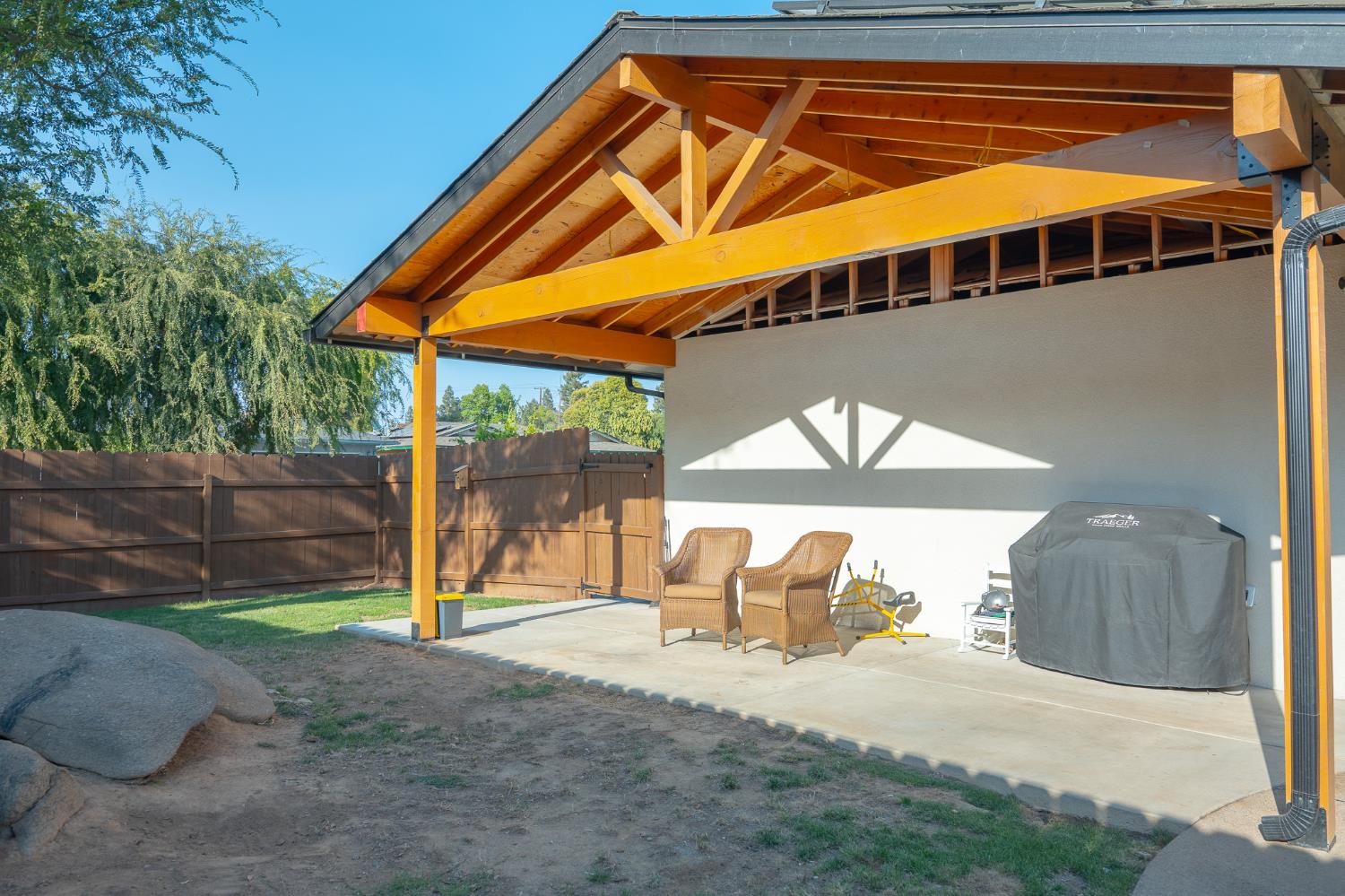 6753 N Durant Ave, Fresno, CA 93711