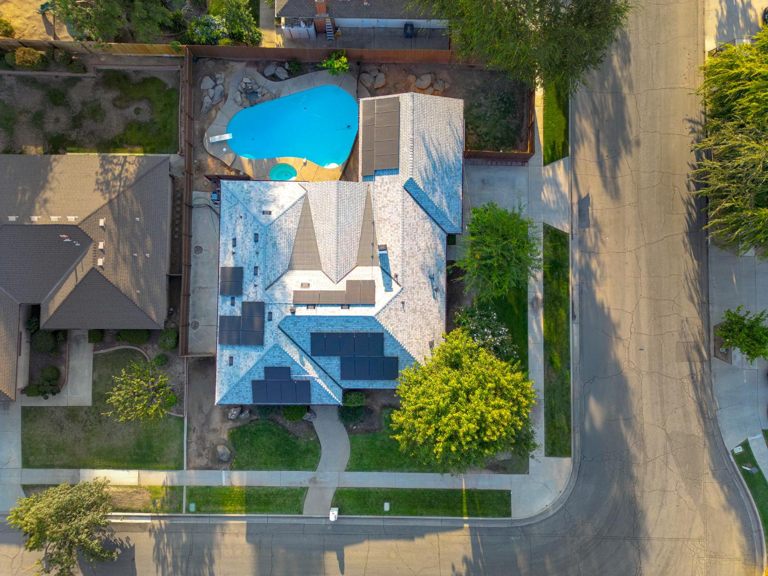 6753 N Durant Ave, Fresno, CA 93711