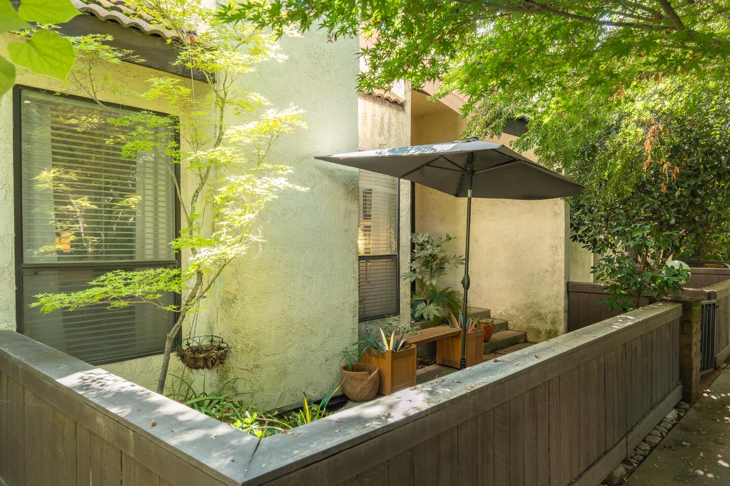 2890 Huntington Blvd #145, Fresno, CA 93721