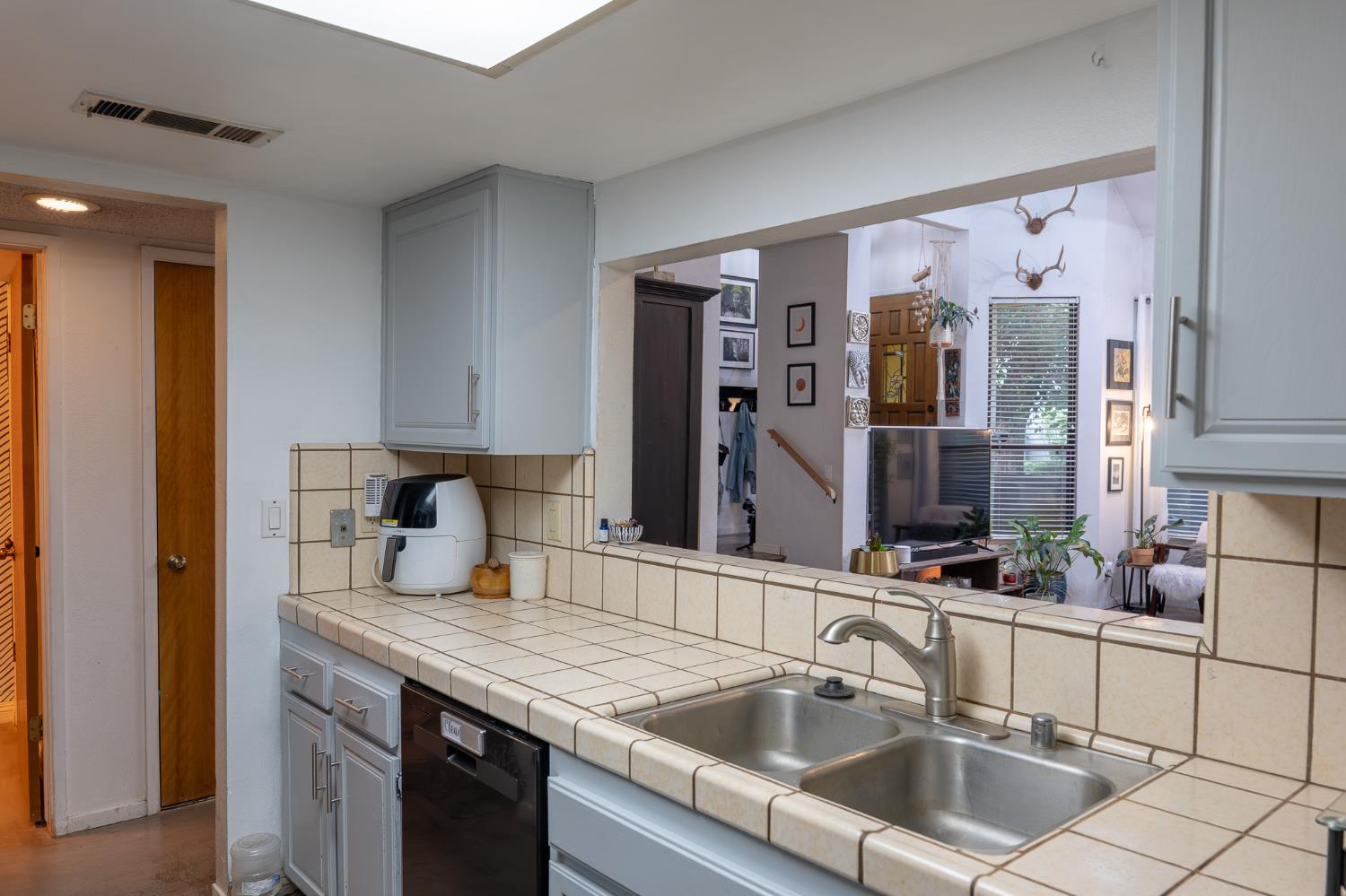 2890 Huntington Blvd #145, Fresno, CA 93721