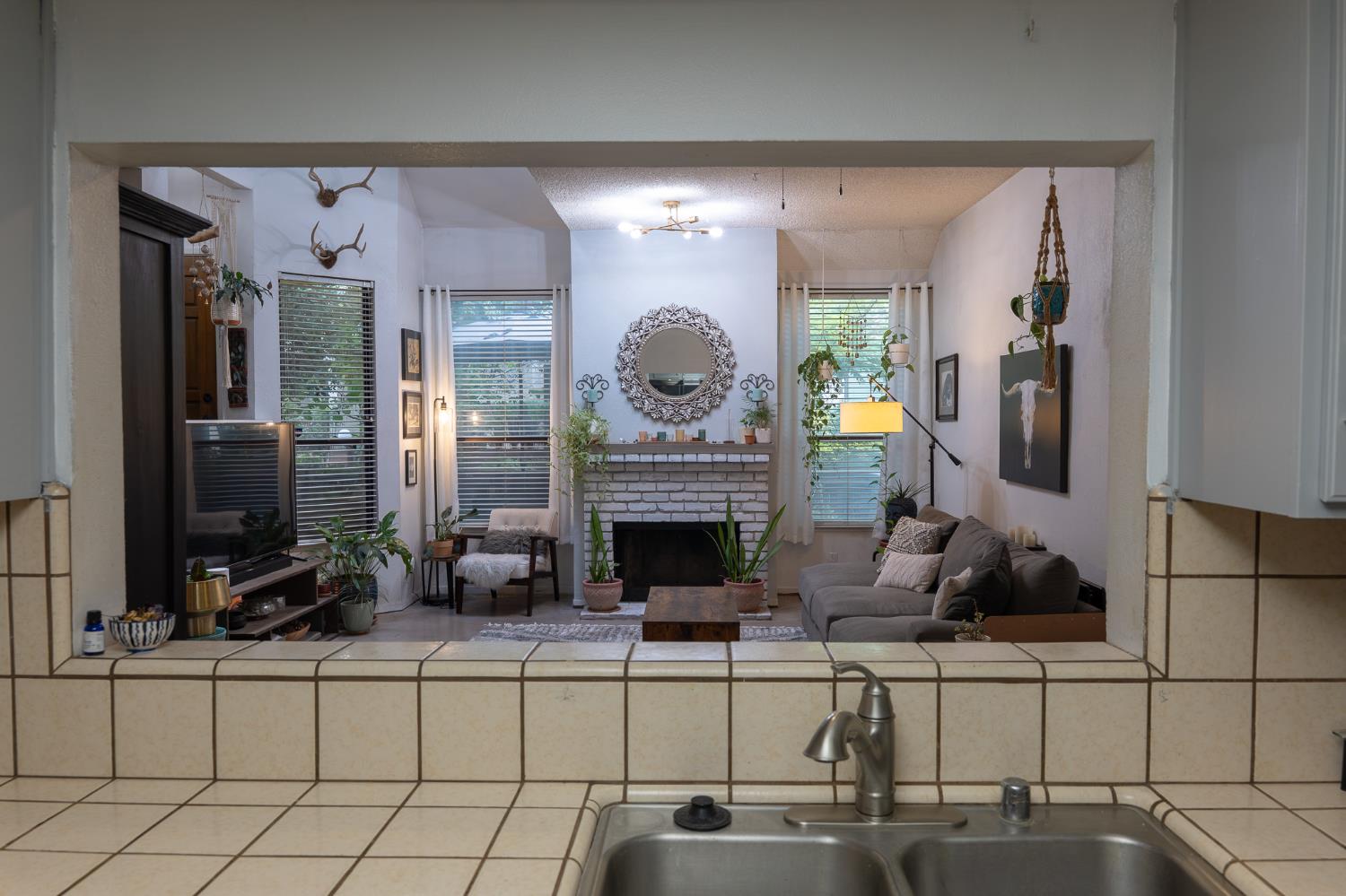 2890 Huntington Blvd #145, Fresno, CA 93721