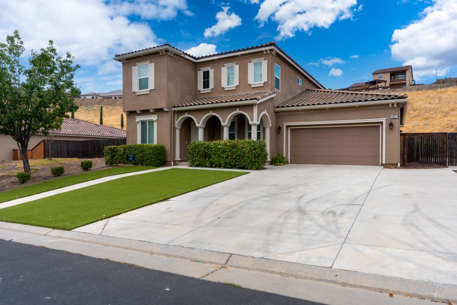 18677 Via Bellagio, Friant, CA 93626