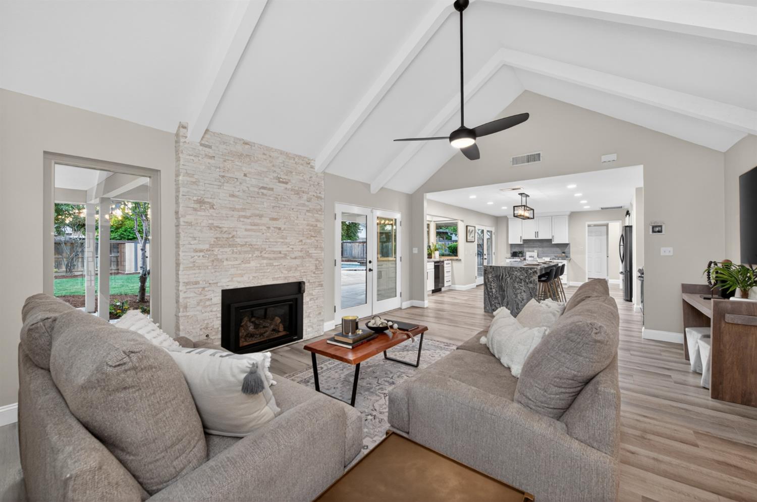 5431 N Kavanagh Ave, Fresno, CA 93711