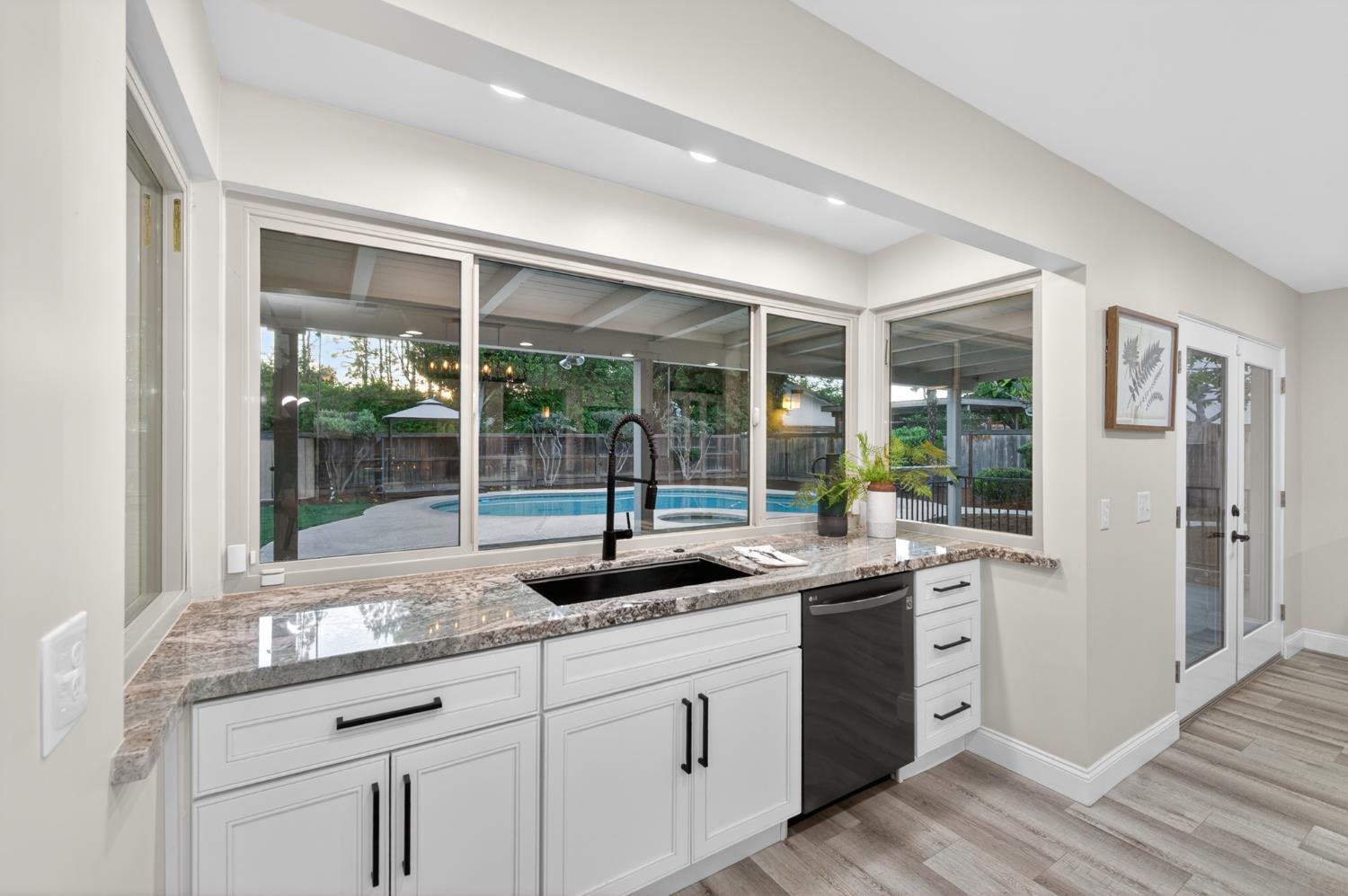 5431 N Kavanagh Ave, Fresno, CA 93711