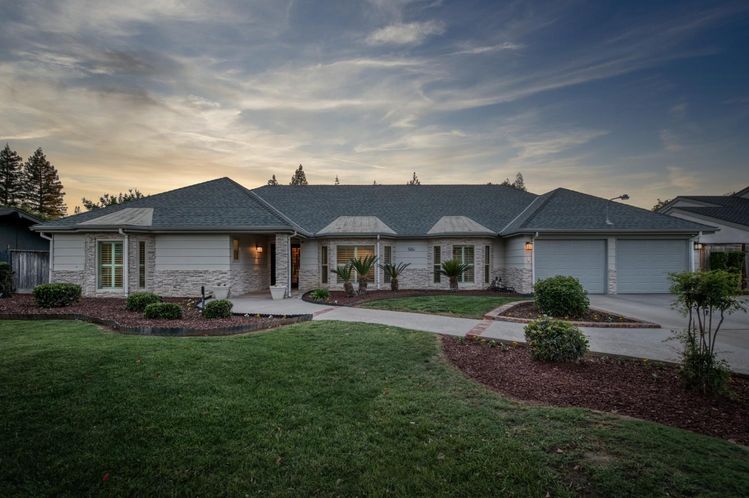 5431 N Kavanagh Ave, Fresno, CA 93711