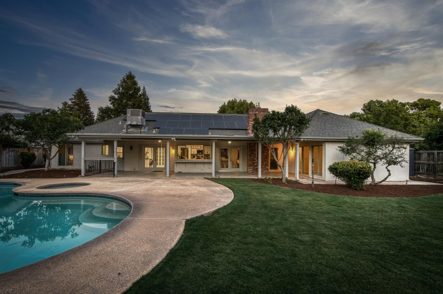 5431 N Kavanagh Ave, Fresno, CA 93711