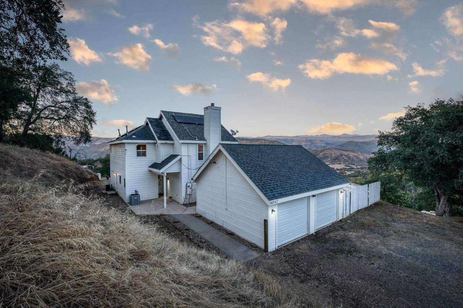 30547 Seminole Rd, Tollhouse, CA 93667