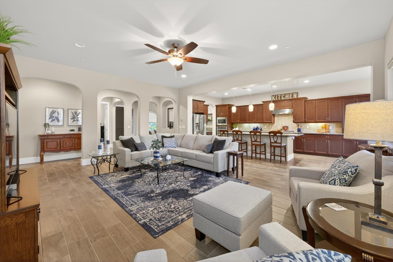 3096 Kenosha Ave, Clovis, CA 93619