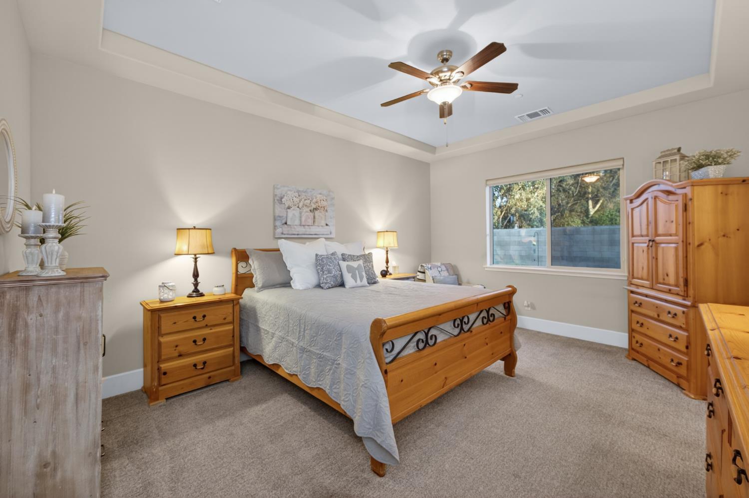 3096 Kenosha Ave, Clovis, CA 93619